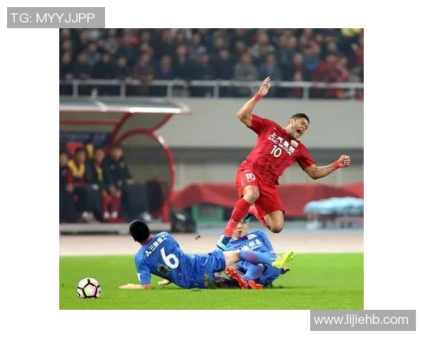 上海申花与上海上港足协杯激战正酣迅雷直播全程精彩回顾与分析 上海申花与上海上港足协杯激战正酣迅雷直播全程精彩回顾与分析